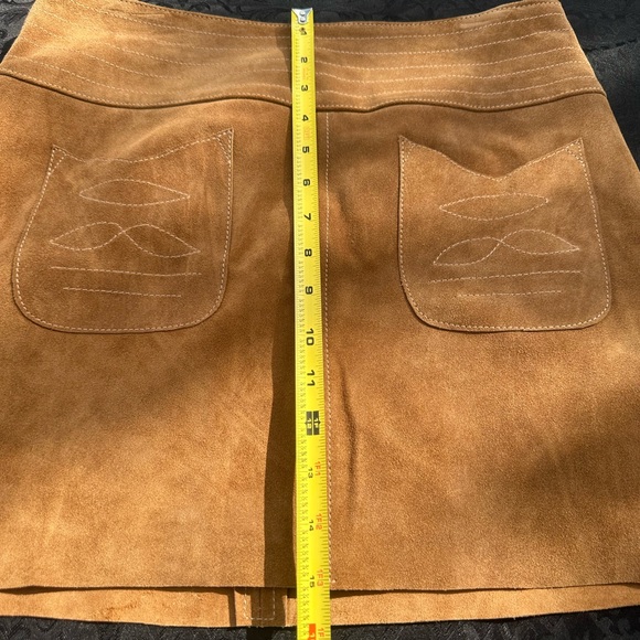 NWT Free People Suede Skirt size 8
Length: 15” - Picture 6 of 6